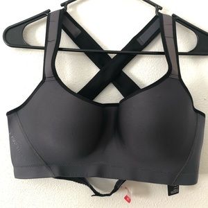 Karitraa sports bra 36C